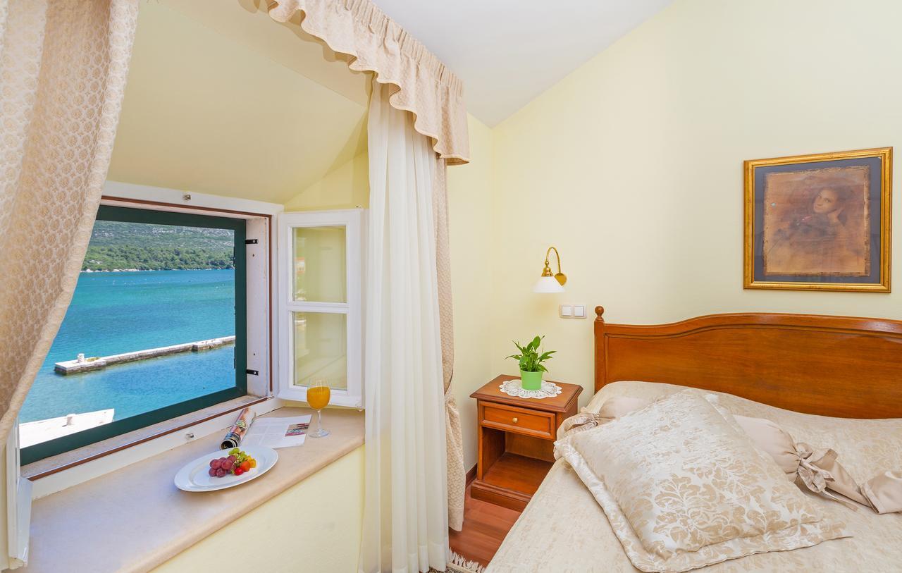 Hotel Ostrea Стон Екстериор снимка