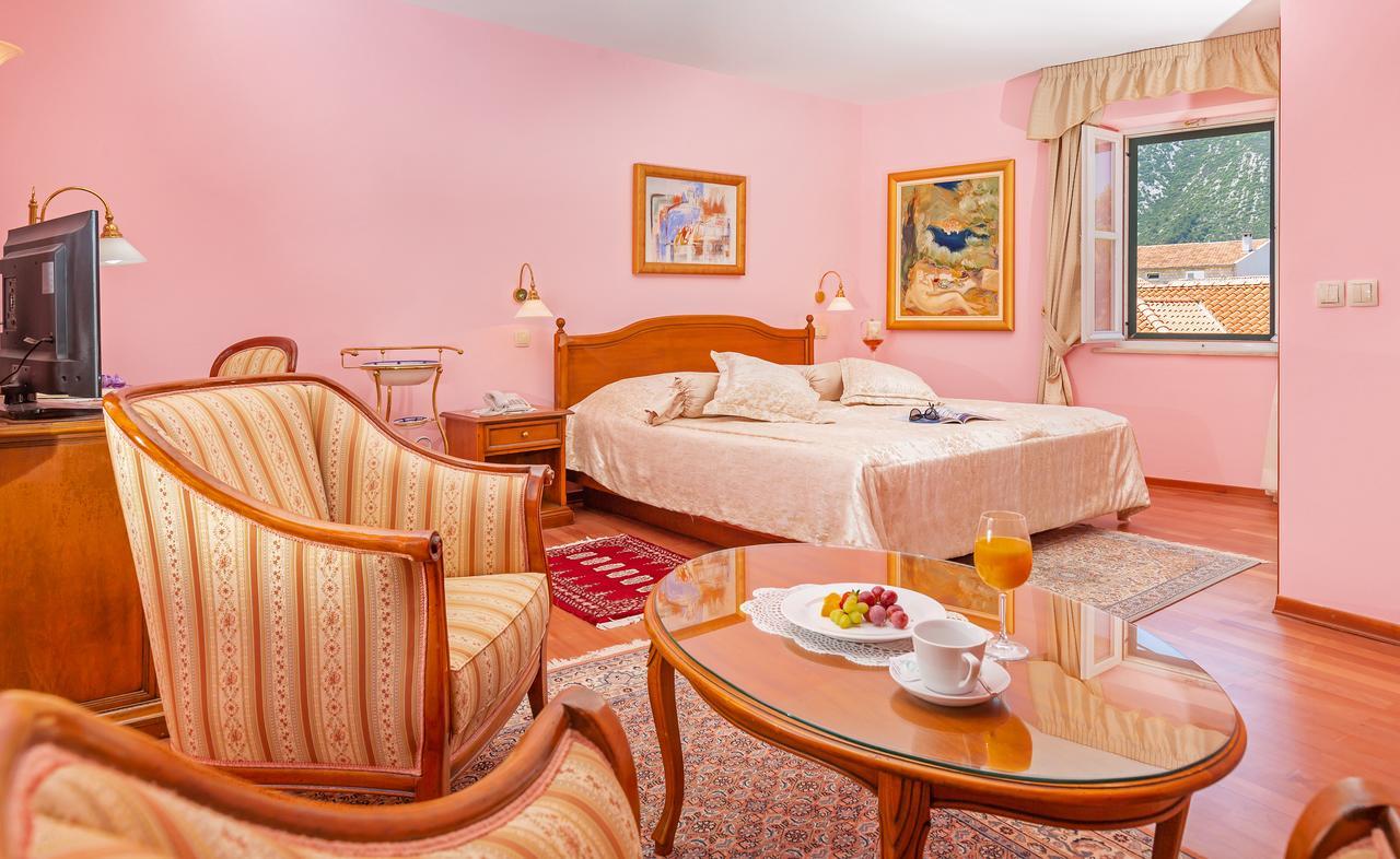 Hotel Ostrea Стон Екстериор снимка