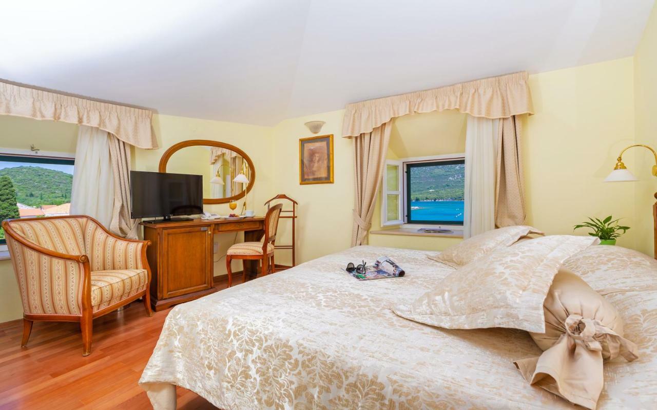 Hotel Ostrea Стон Екстериор снимка